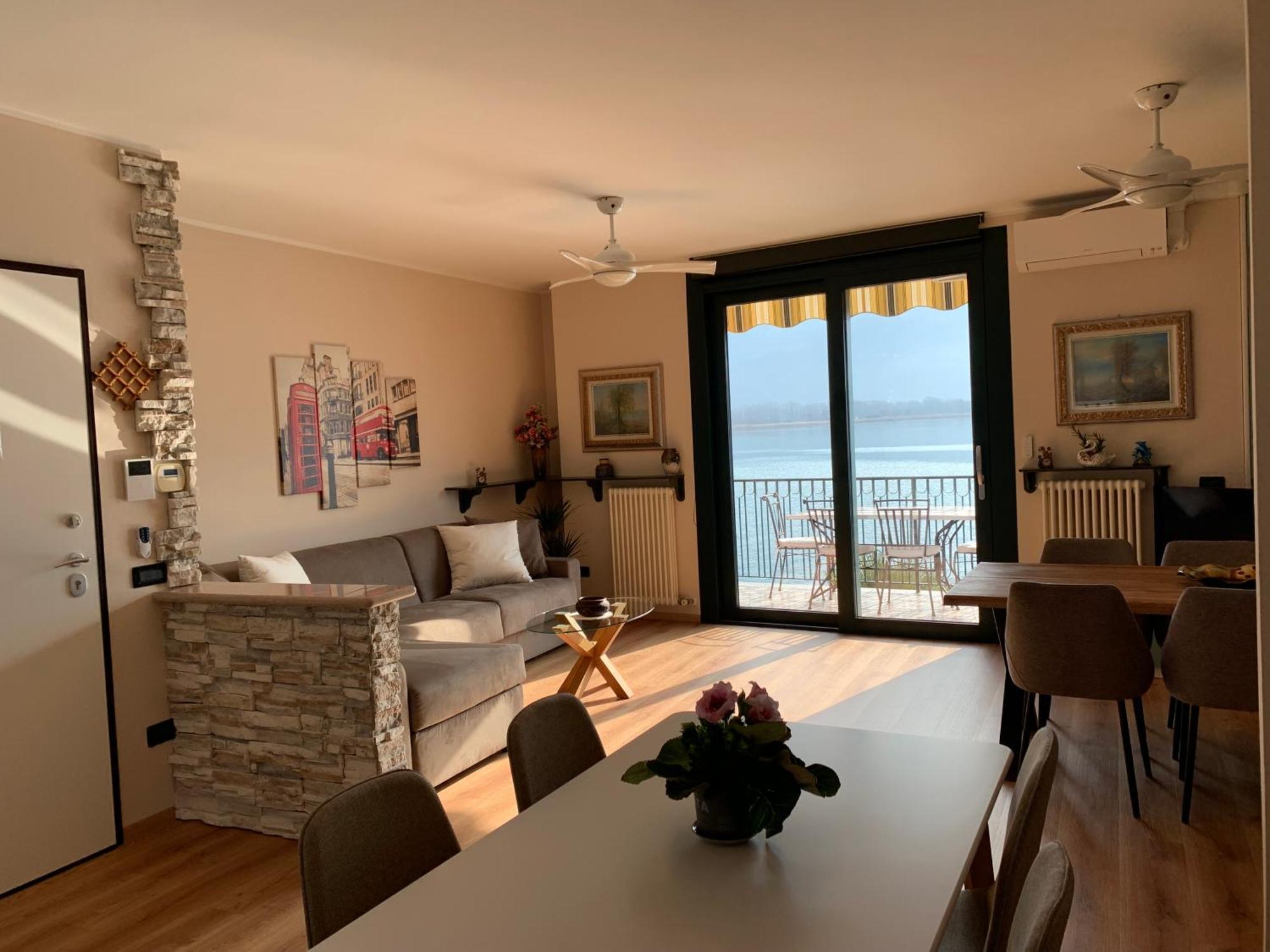 Blue Lake Lovere Exterior foto