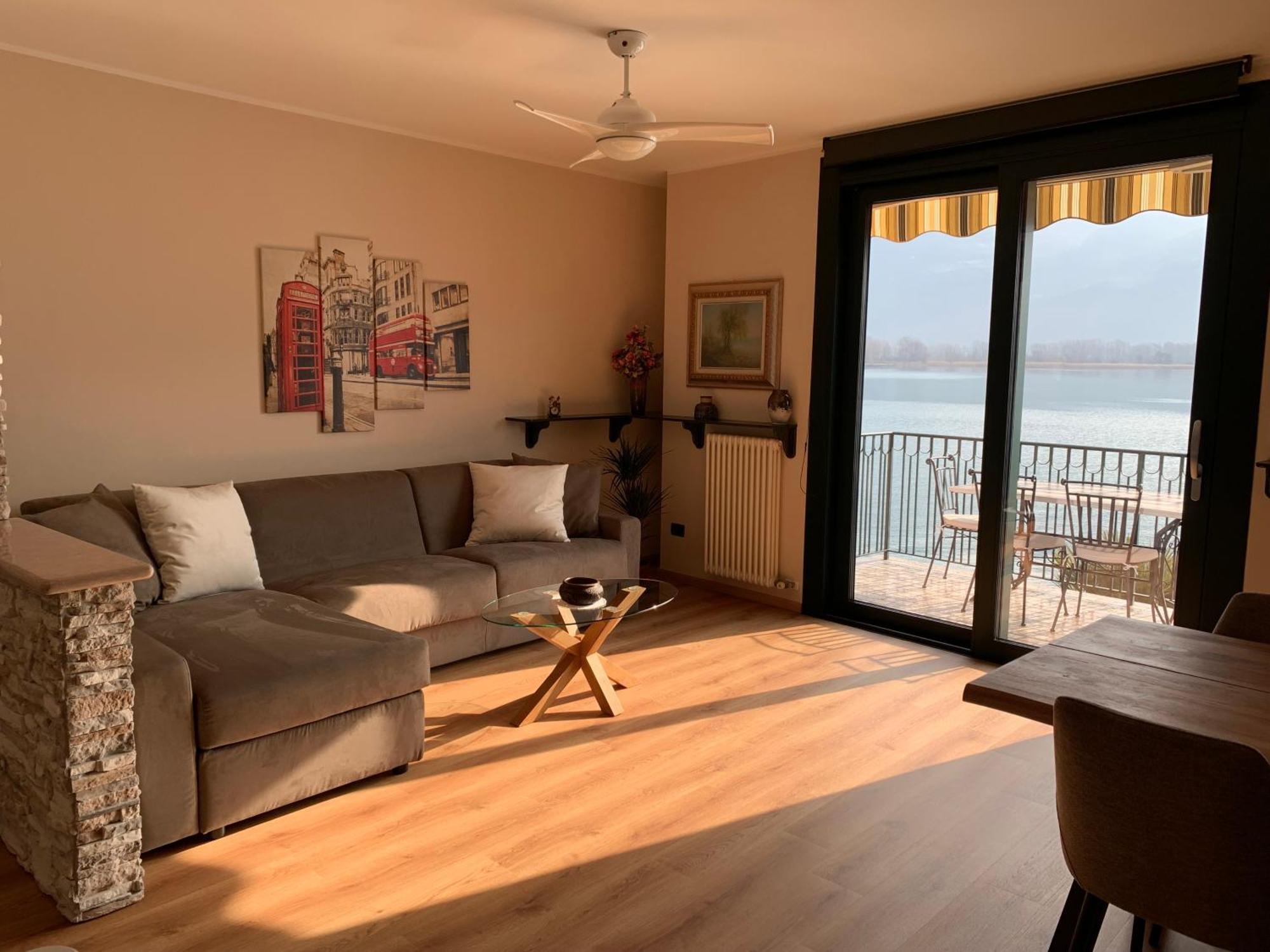 Blue Lake Lovere Exterior foto