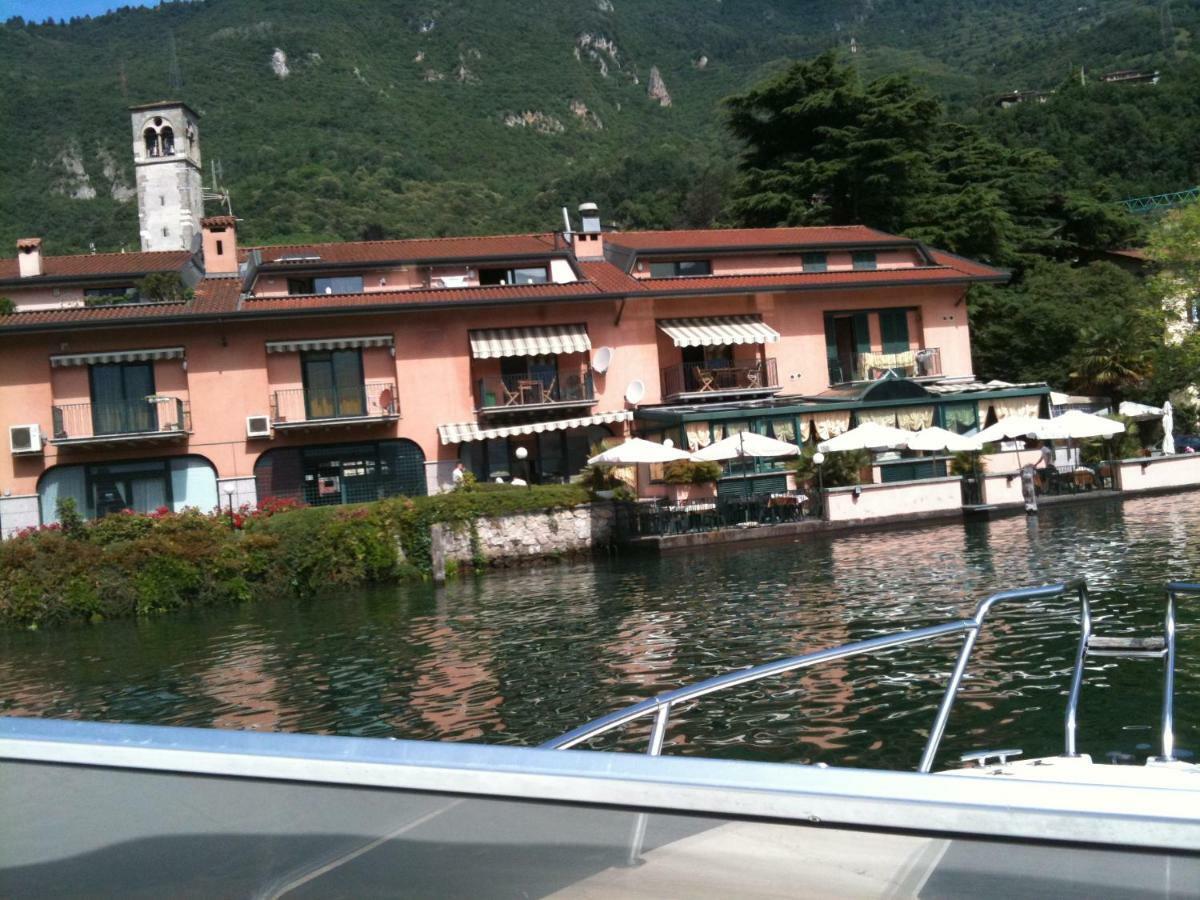 Blue Lake Lovere Exterior foto